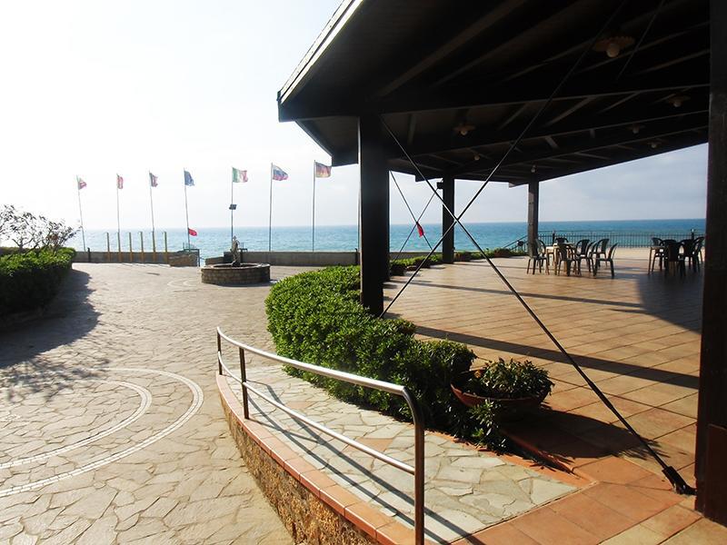 Villaggio Hotel Club Calanovellamare Piraino Eksteriør billede