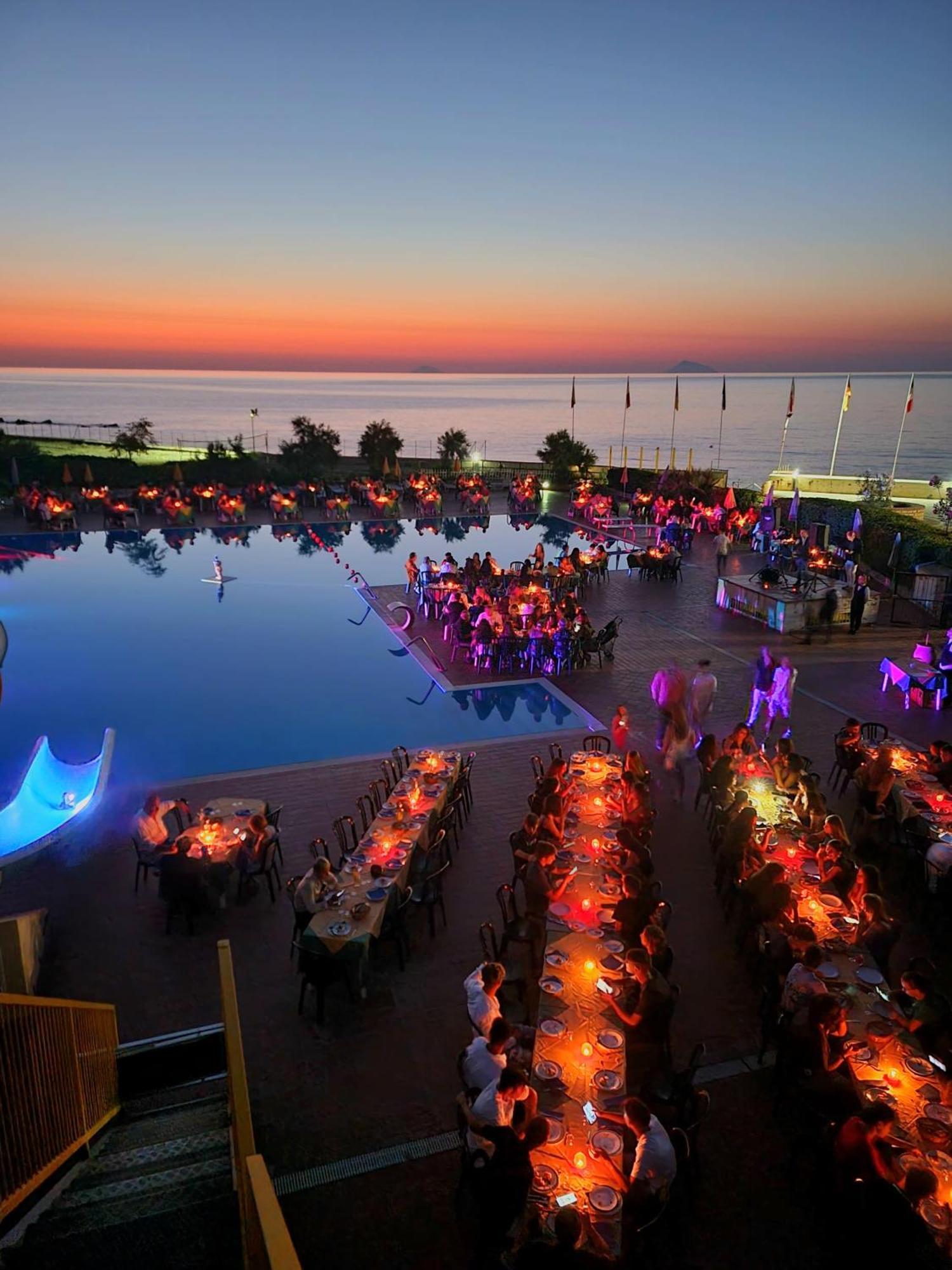 Villaggio Hotel Club Calanovellamare Piraino Eksteriør billede
